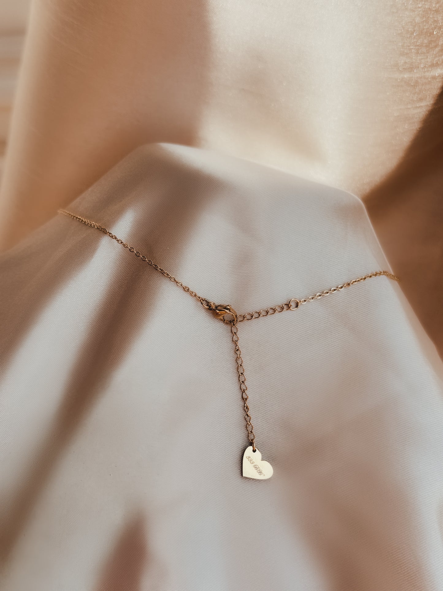 A La Folie Necklace