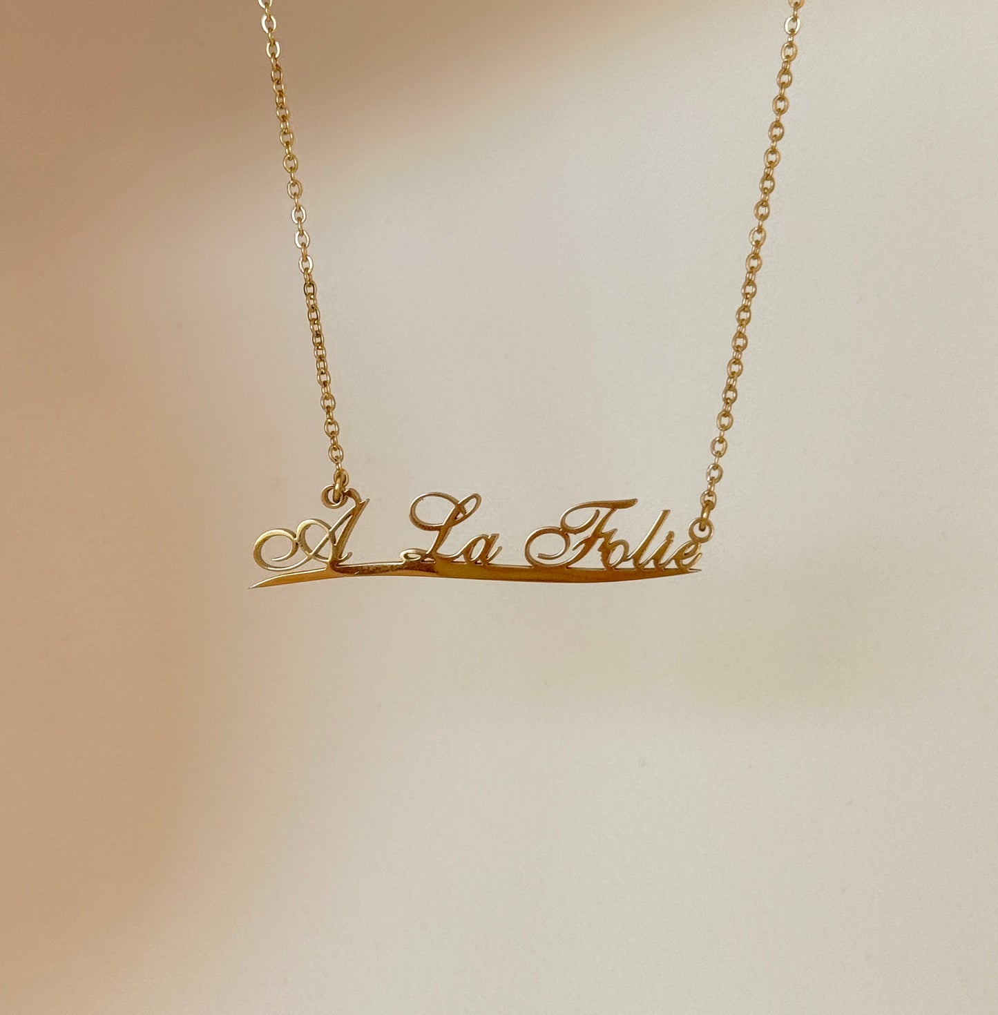 A La Folie Necklace