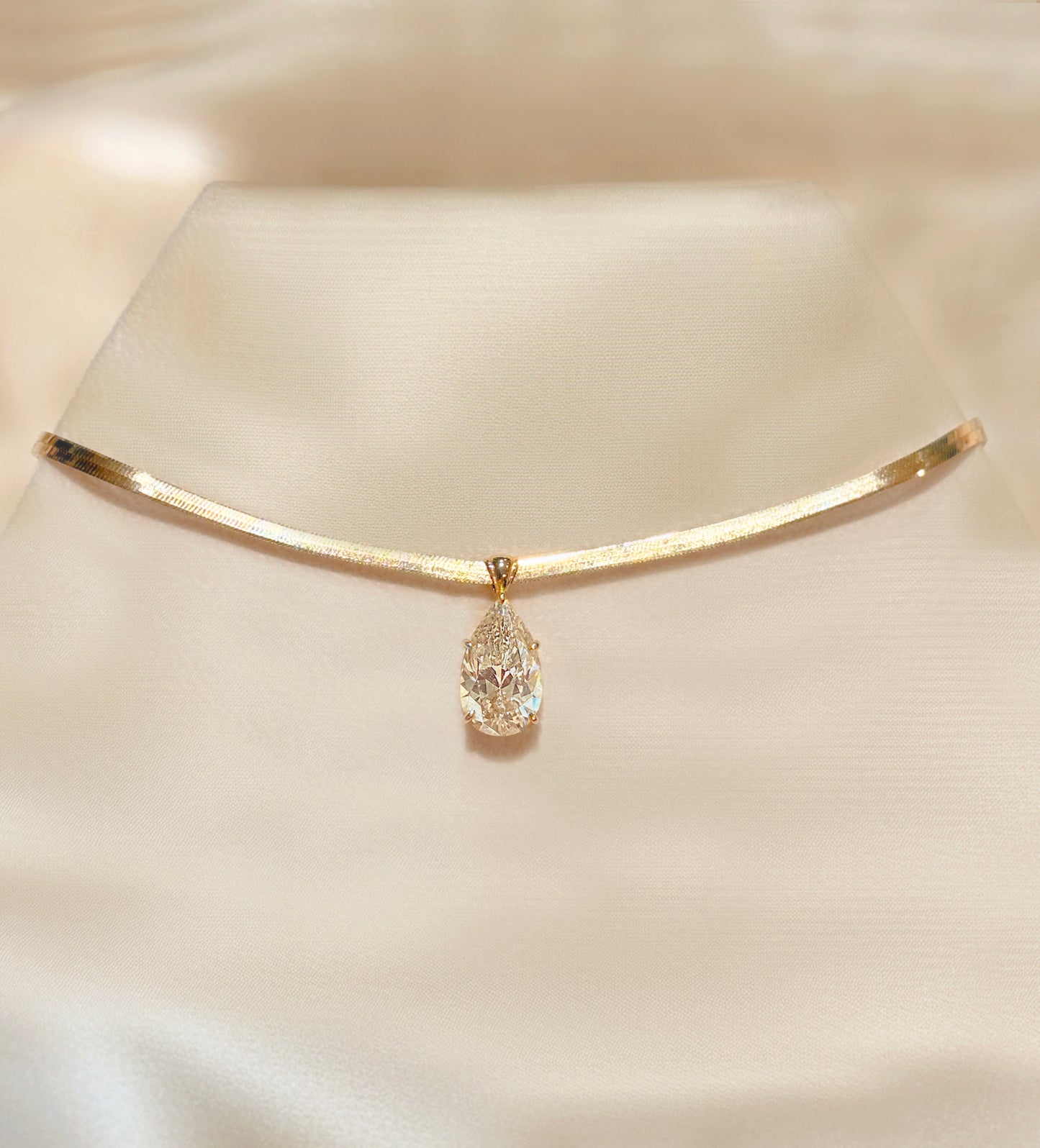 The Gold Pear Necklace
