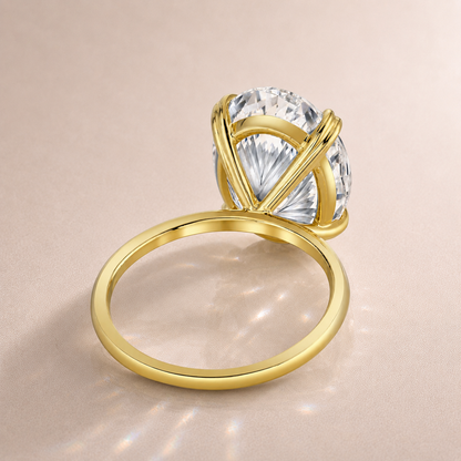 THE 14KT OVAL RING