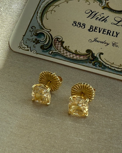 Belle Earrings *PRE-ORDER*