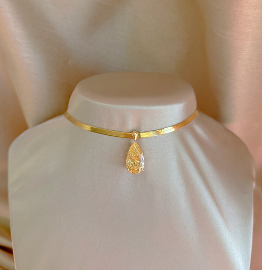 Belle Necklace *PRE-ORDER*