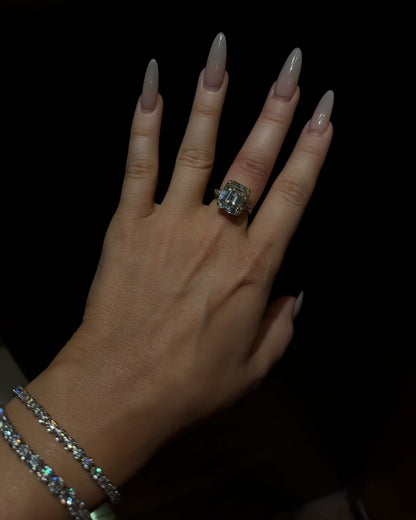 The Grand Asscher Ring