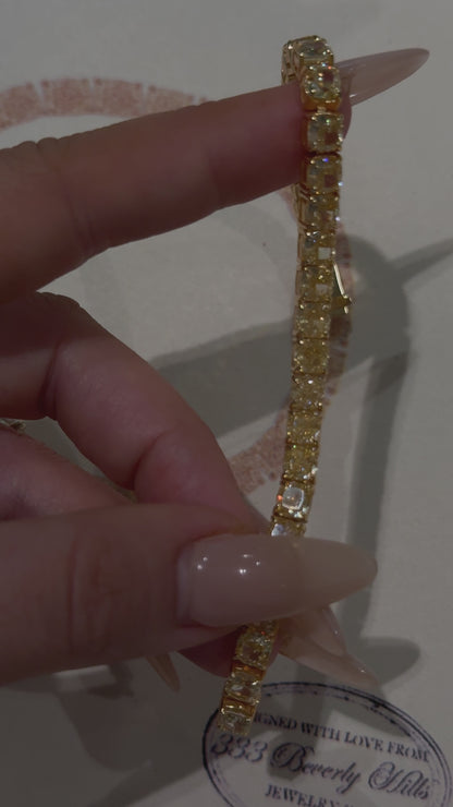 The Canary Bracelet