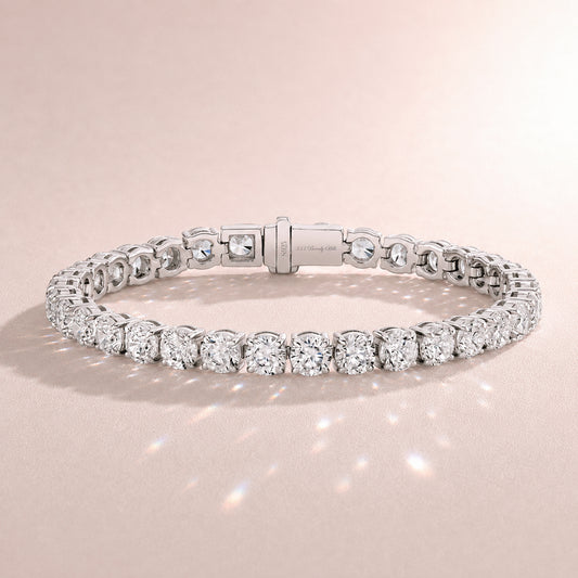 THE TENNIS BRACELET